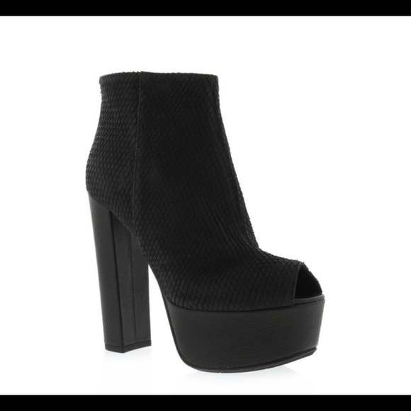 Italian Handmade Open Toe Booties - Picture 3 of 4